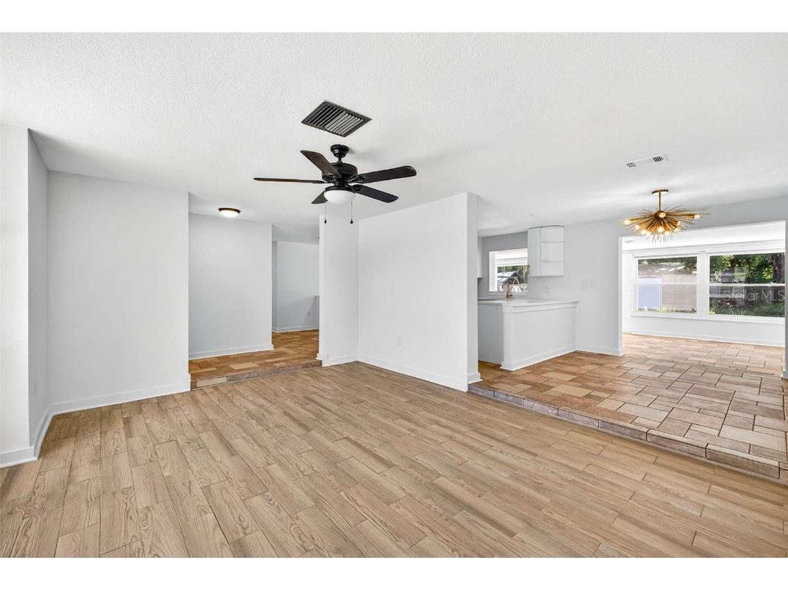 603 Shore Drive E Oldsmar FL 34677 TB8430883 image8