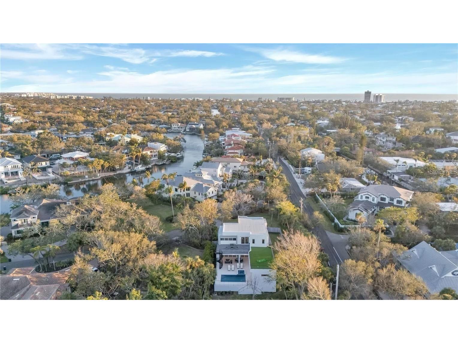 603 Tremont Street Sarasota FL 34242 A4682231 image3