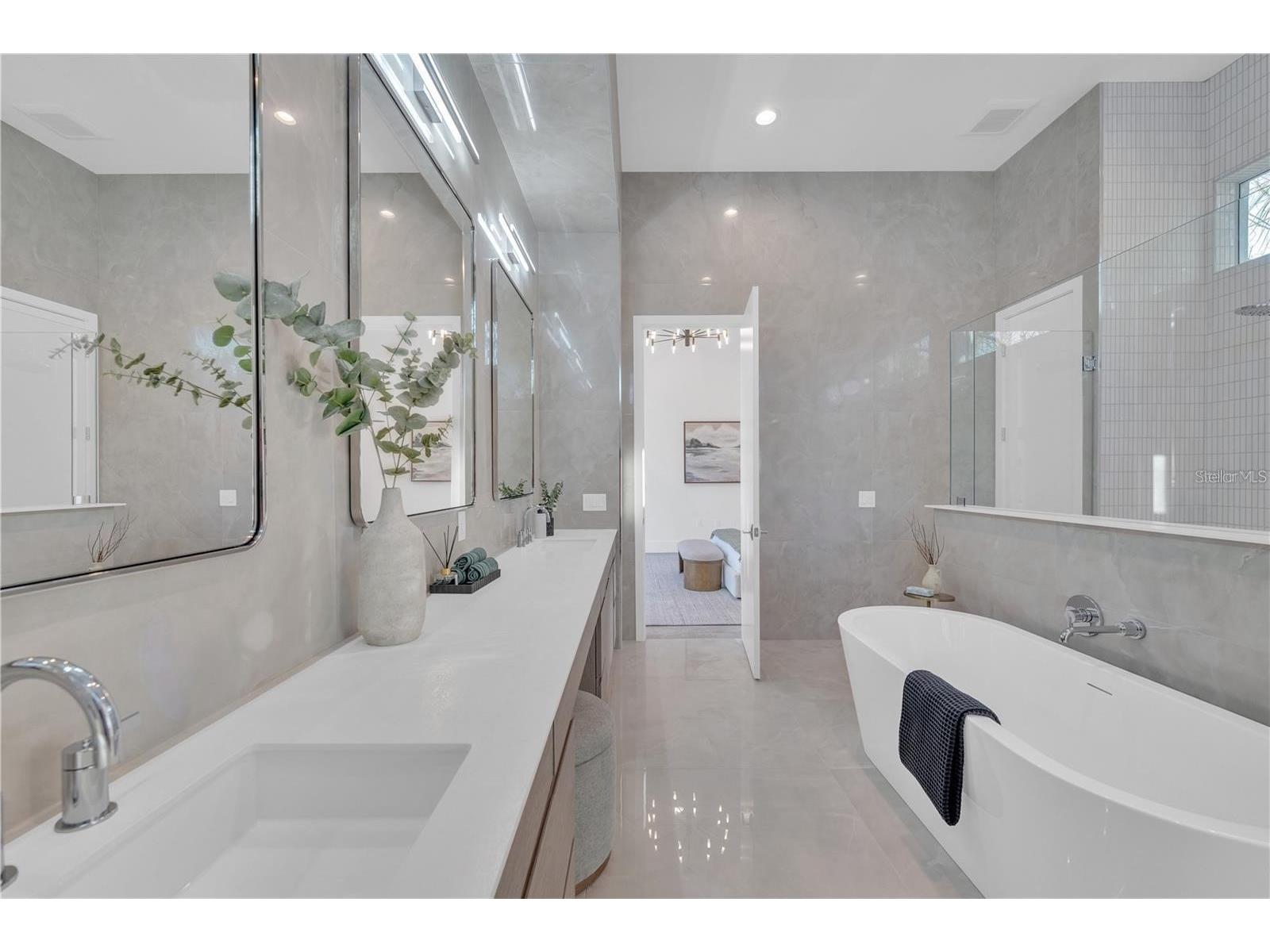 603 Tremont Street Sarasota FL 34242 A4682231 image42