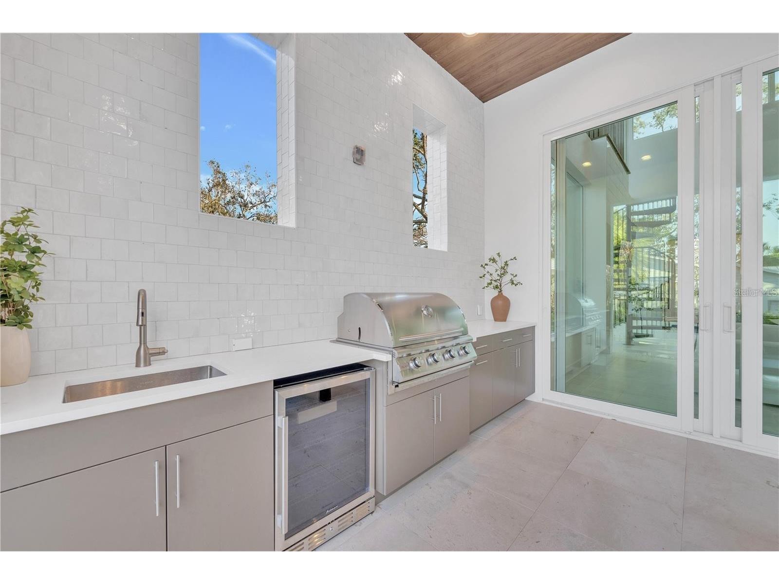 603 Tremont Street Sarasota FL 34242 A4682231 image60