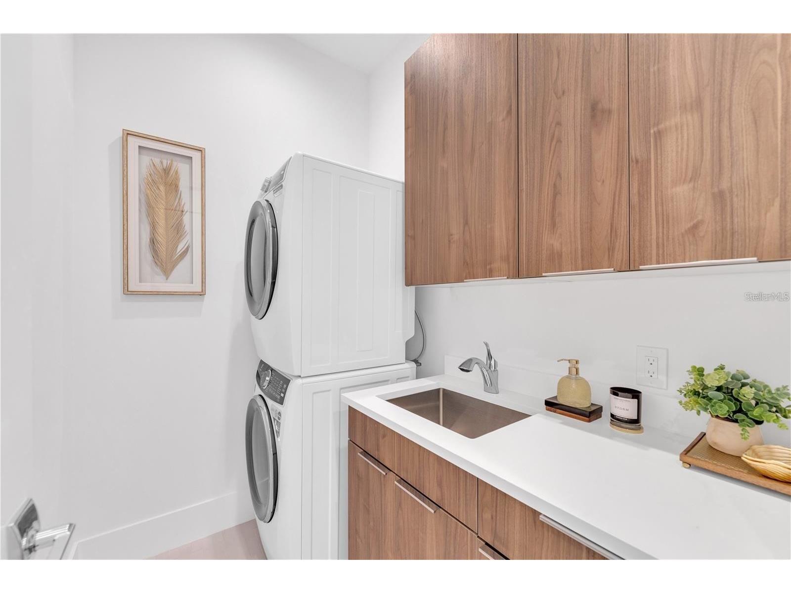 603 Tremont Street Sarasota FL 34242 A4682231 image79