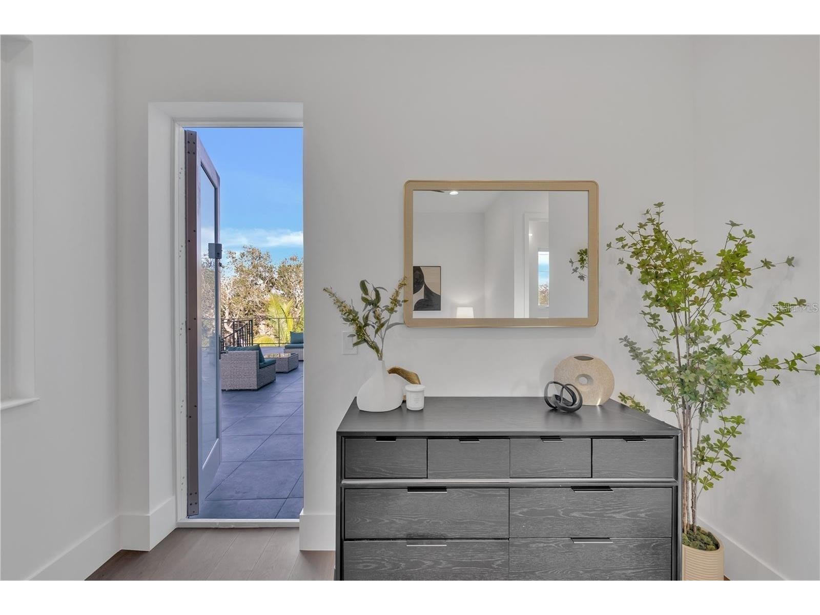 603 Tremont Street Sarasota FL 34242 A4682231 image90