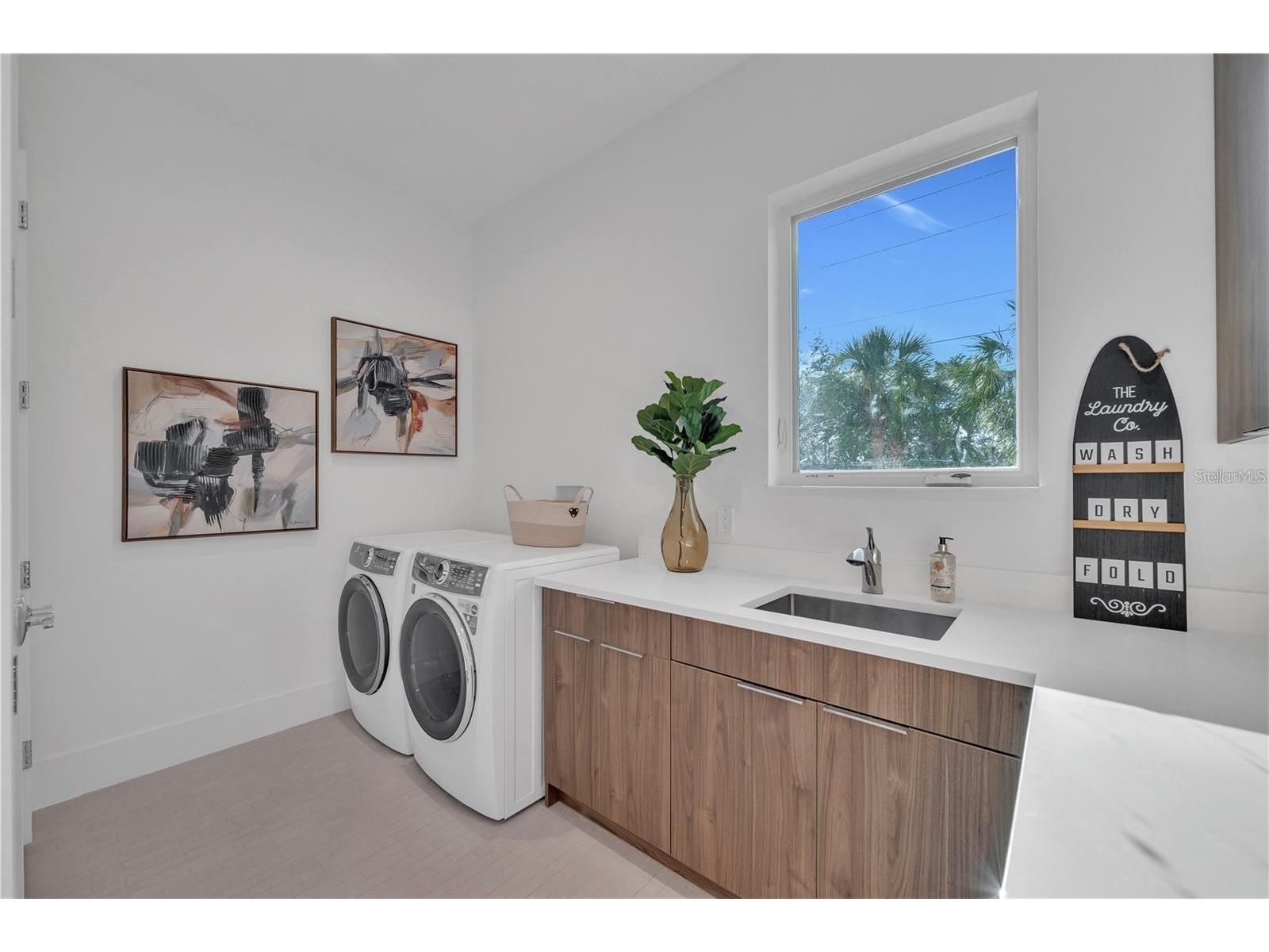 603 Tremont Street Sarasota FL 34242 A4682231 image97