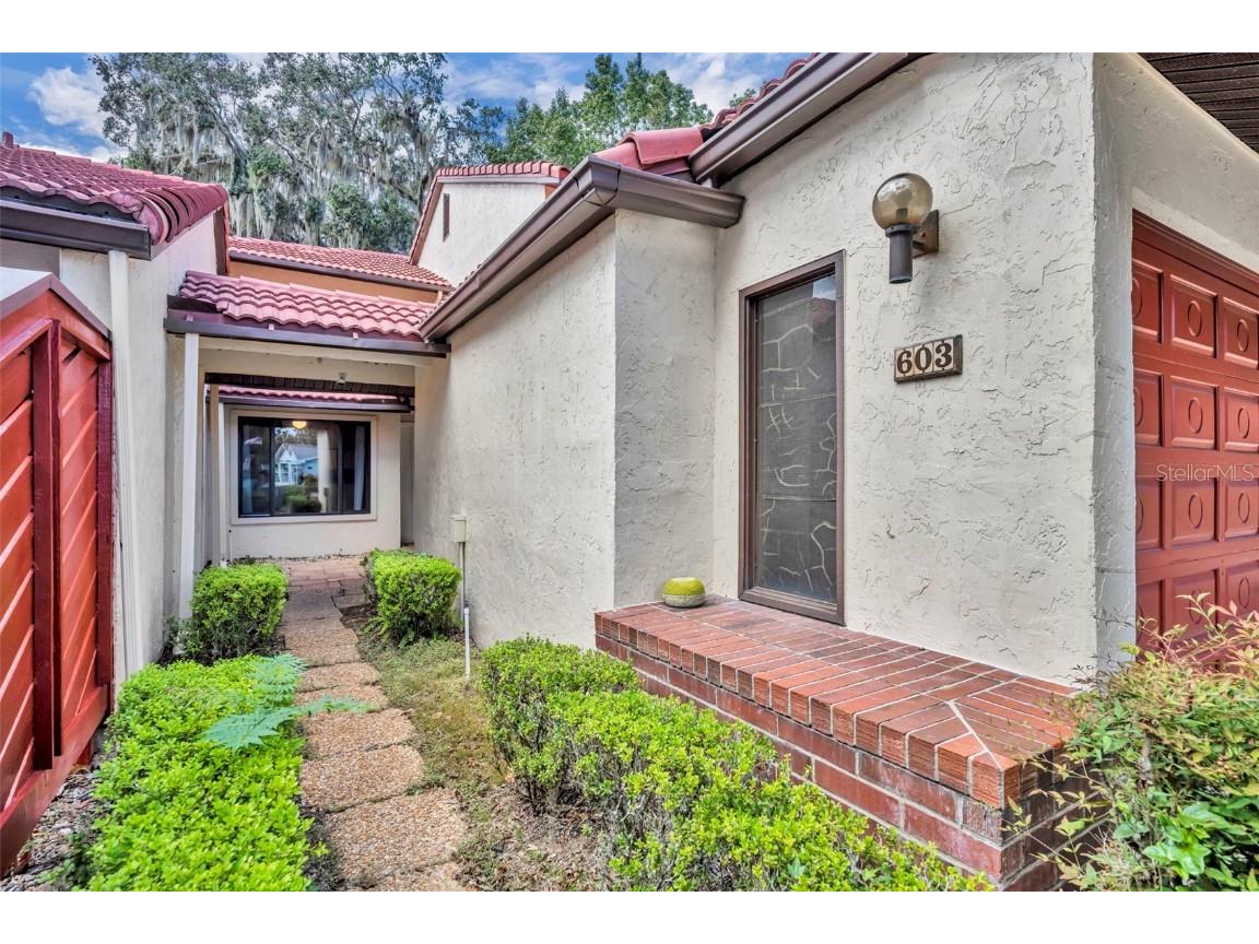 603 Waterwood Drive Yalaha FL 34797 - LAKE HARRIS G5103023 image4