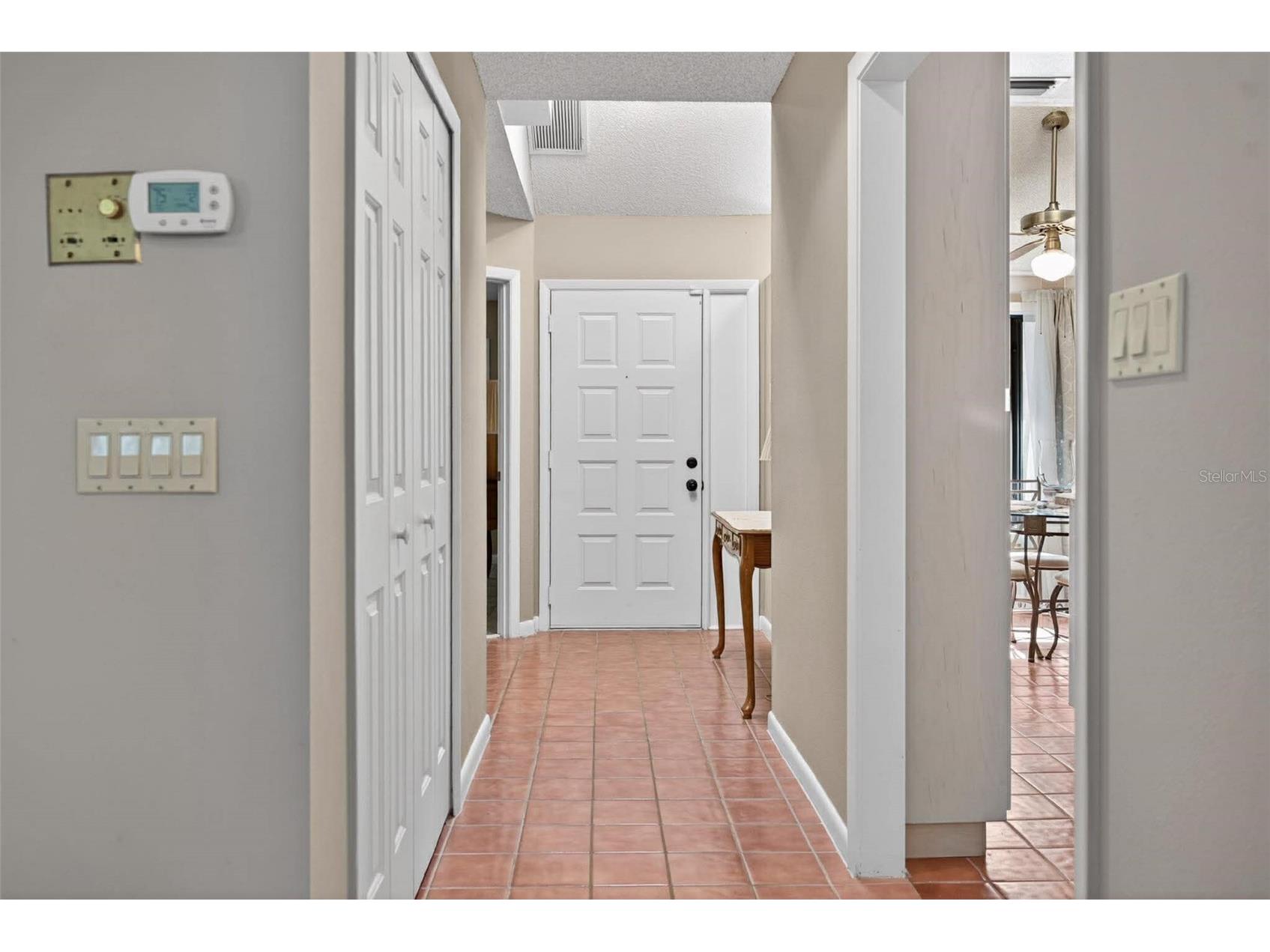 603 Waterwood Drive Yalaha FL 34797 - LAKE HARRIS G5111732 image3