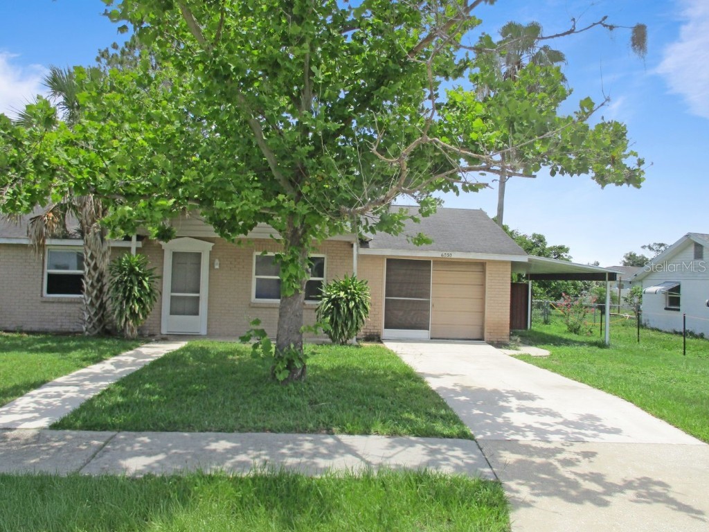 6030 17th Street Zephyrhills FL 33542 W7876705 image1