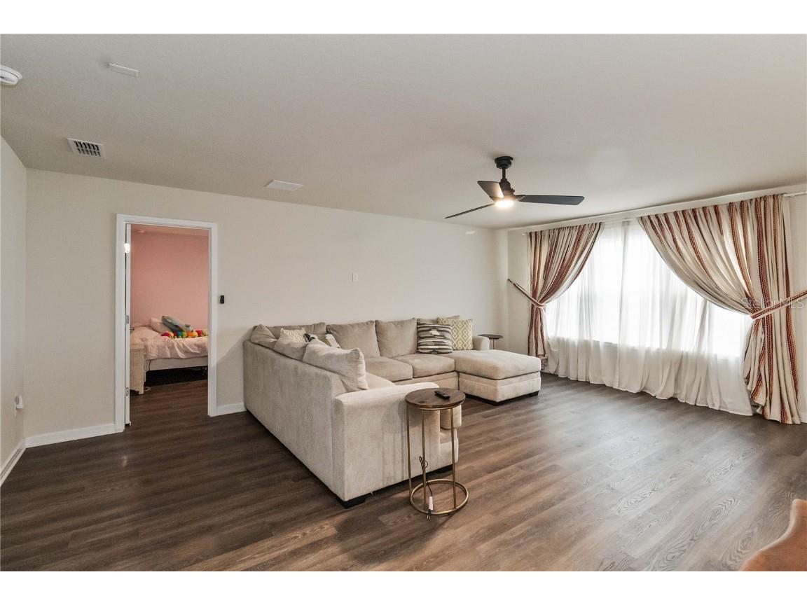 6030 Arbor Watch Loop Orlando FL 32829 O6370866 image11