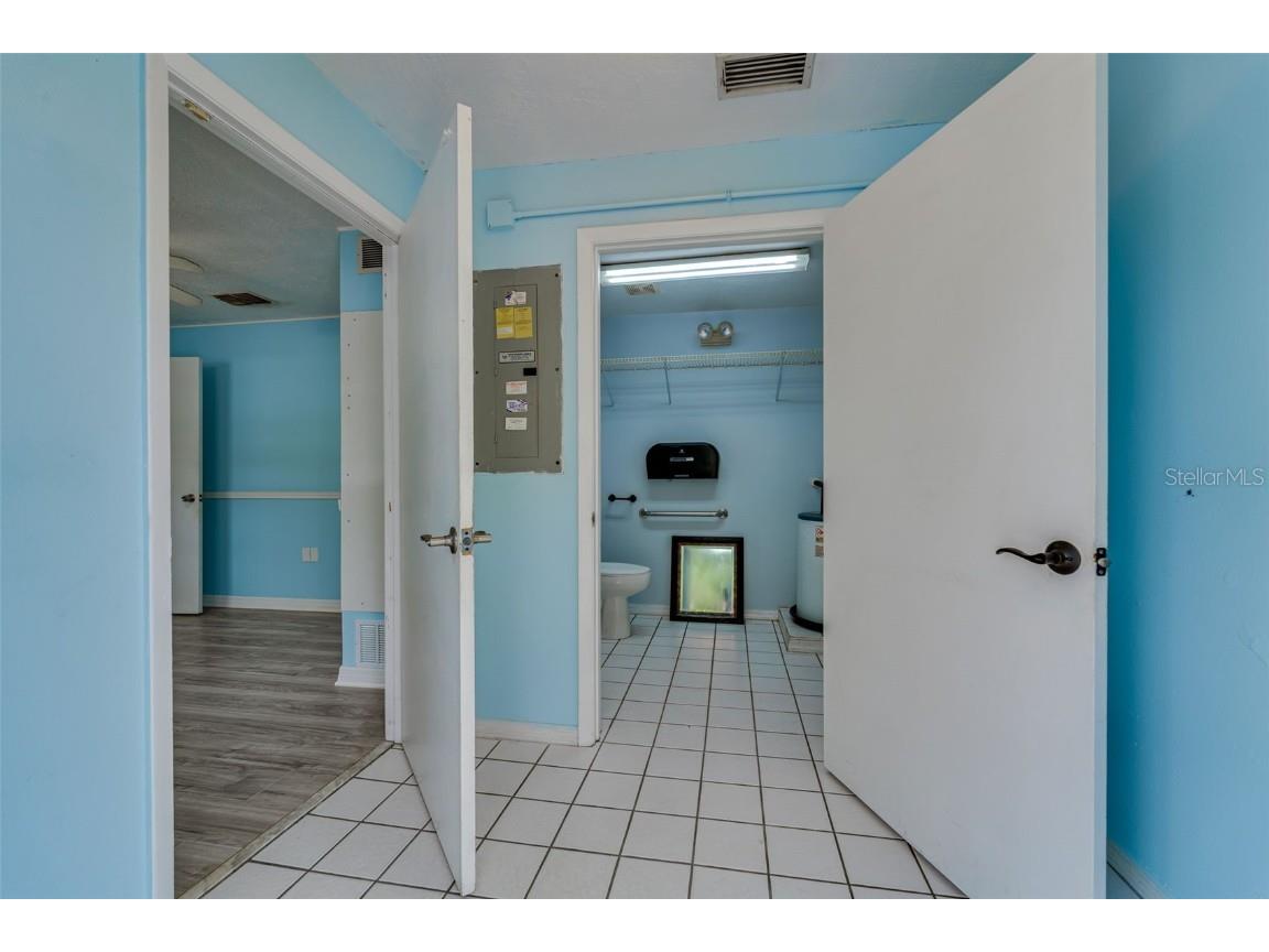 6030 Massachusetts Avenue New Port Richey FL 34653 TB8429907 image9