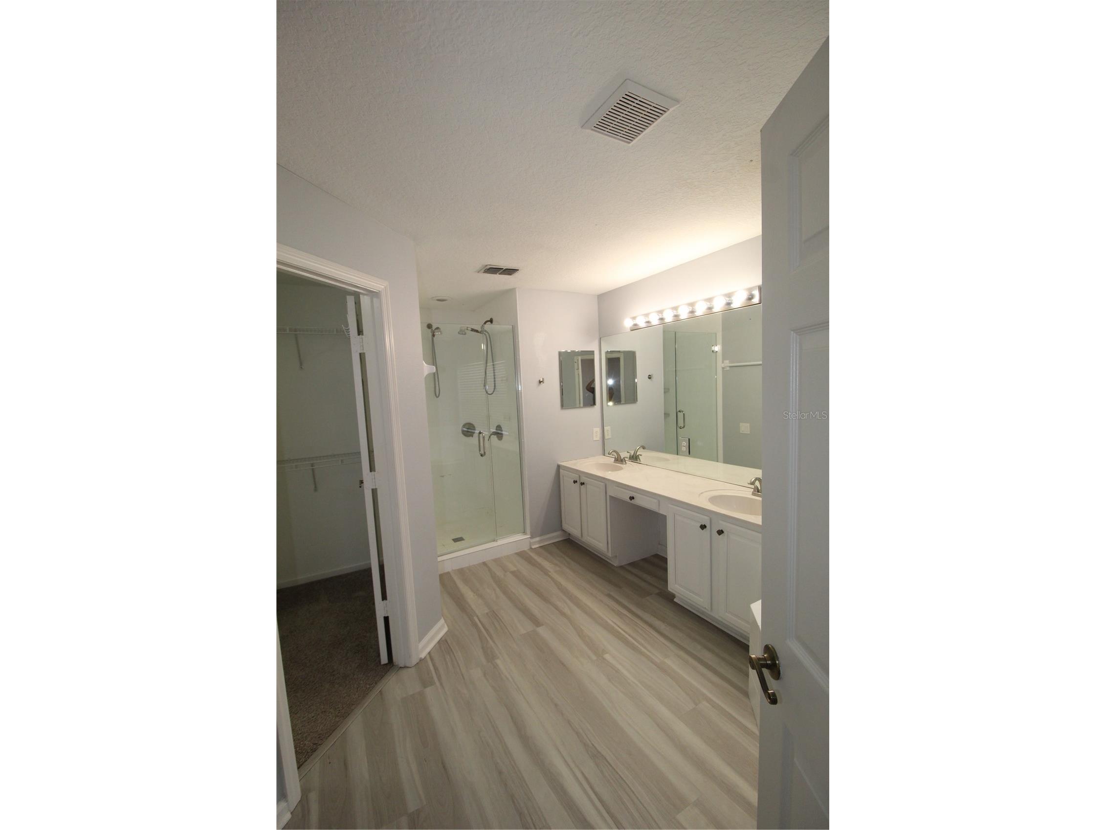 6031 Bay Valley Court Orlando FL 32819 O6421900 image12