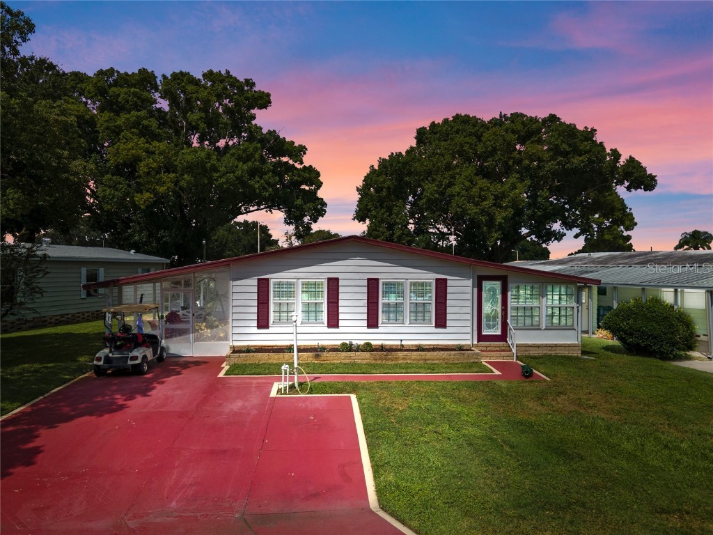 6031 Grand Oaks Drive SE Winter Haven FL 33884 P4932322 image1