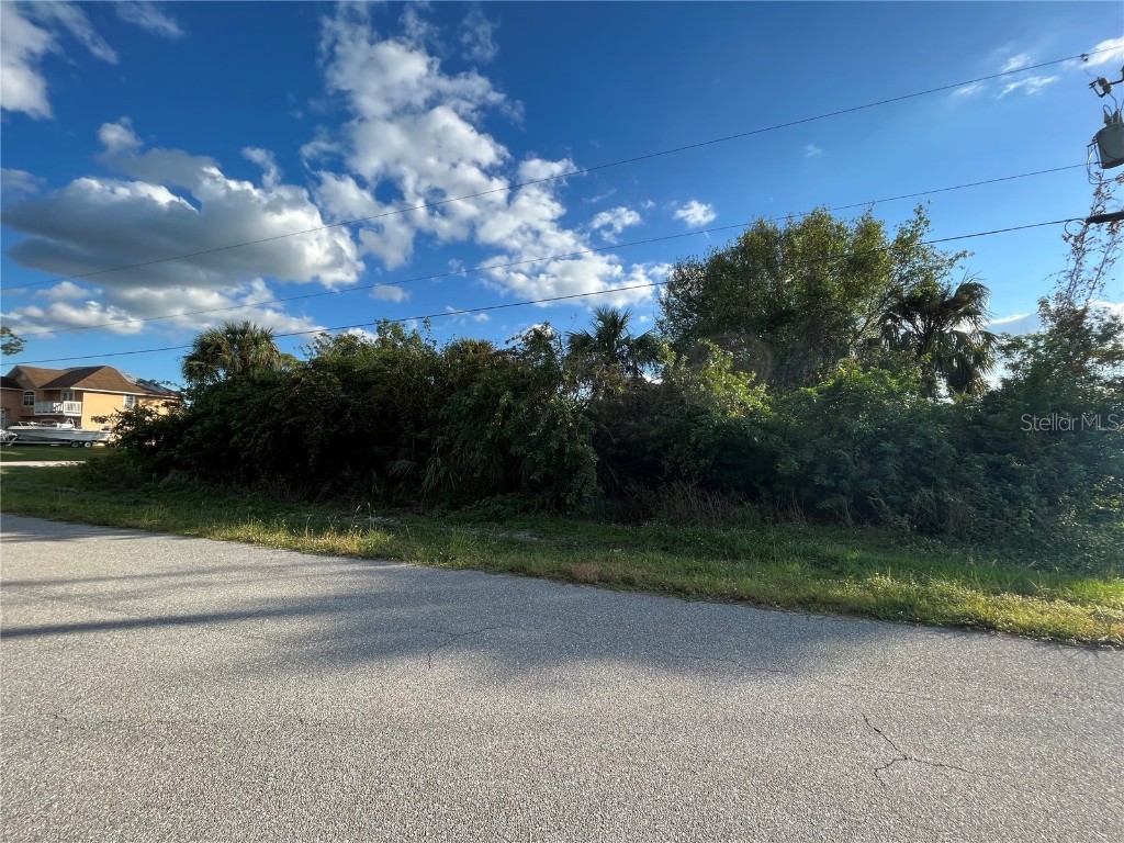 6031 Thrush Avenue Fort Myers FL 33905 OK222218 image1