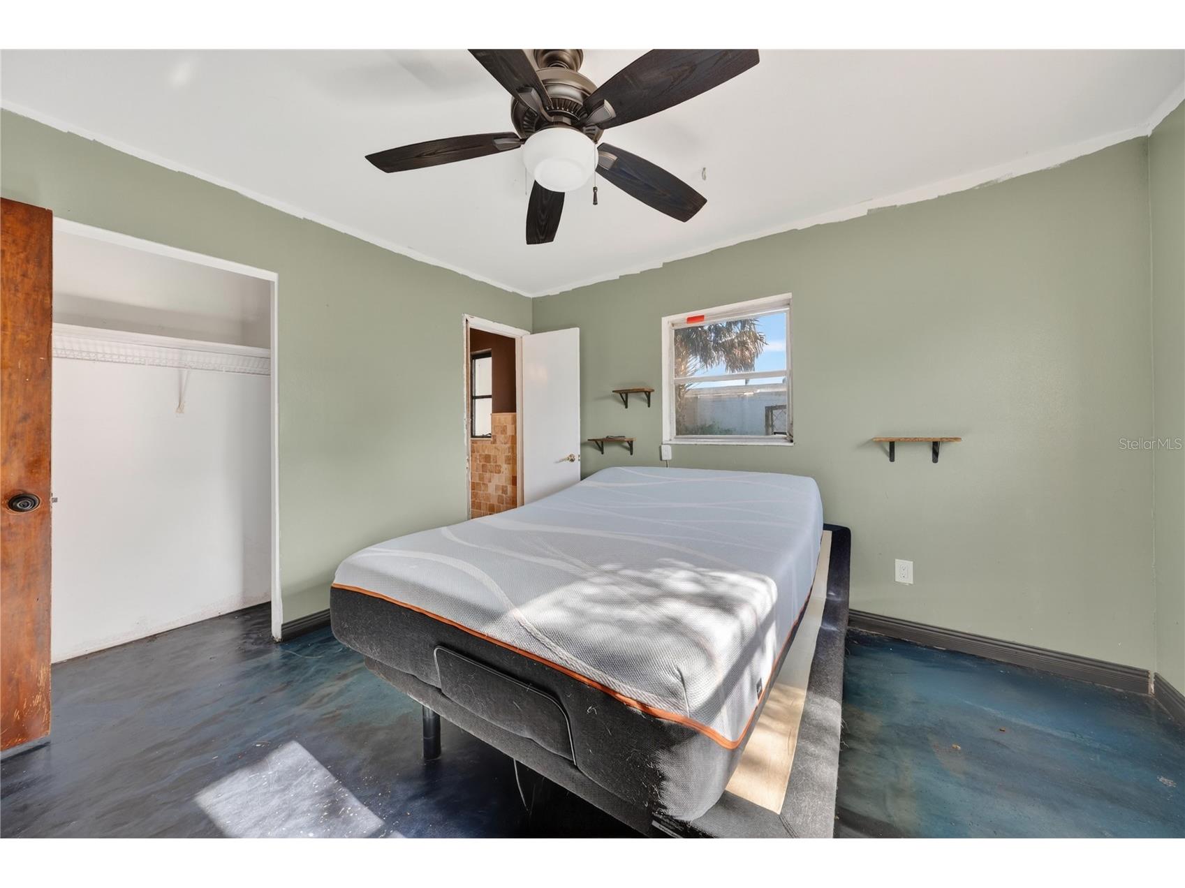 6031 W. Ridgewood Avenue Orlando FL 32835 O6410433 image20