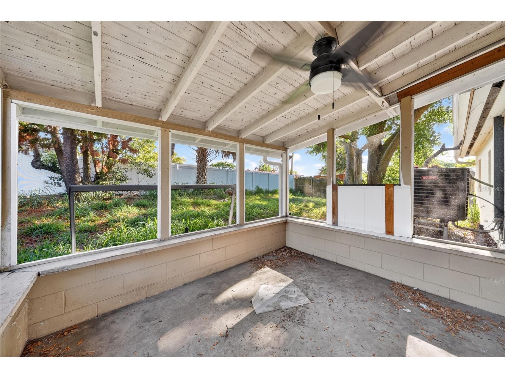 6031 W. Ridgewood Avenue Orlando FL 32835 O6410433 image27