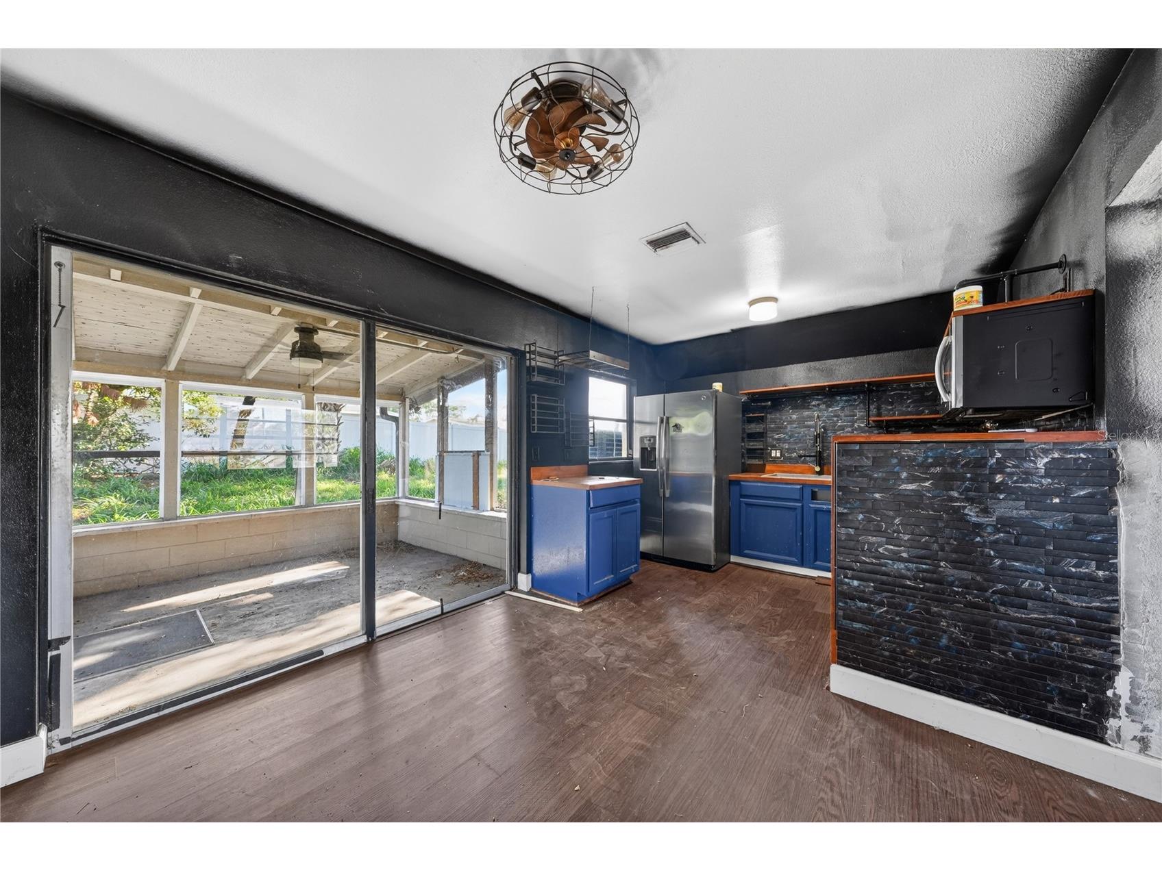 6031 W. Ridgewood Avenue Orlando FL 32835 O6410433 image8