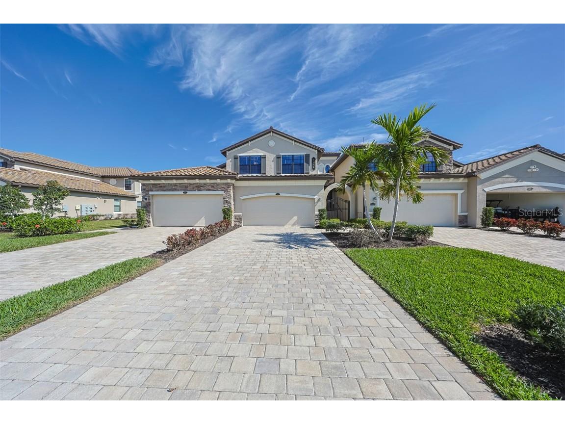 6031 Wake Forest Run #102 Bradenton FL 34211 T3501583 image1