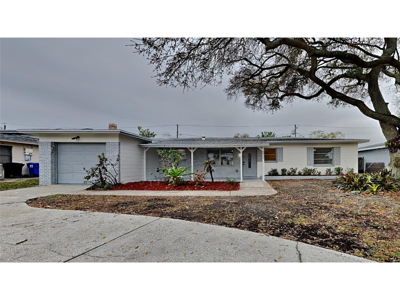 6033 23rd Avenue N Saint Petersburg FL 33710 T3505422 image1