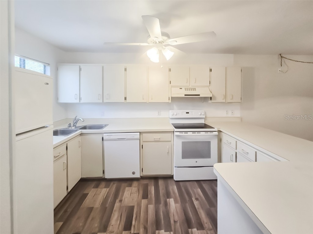 6033 34th Street W #11 Bradenton FL 34210 A4658323 image3