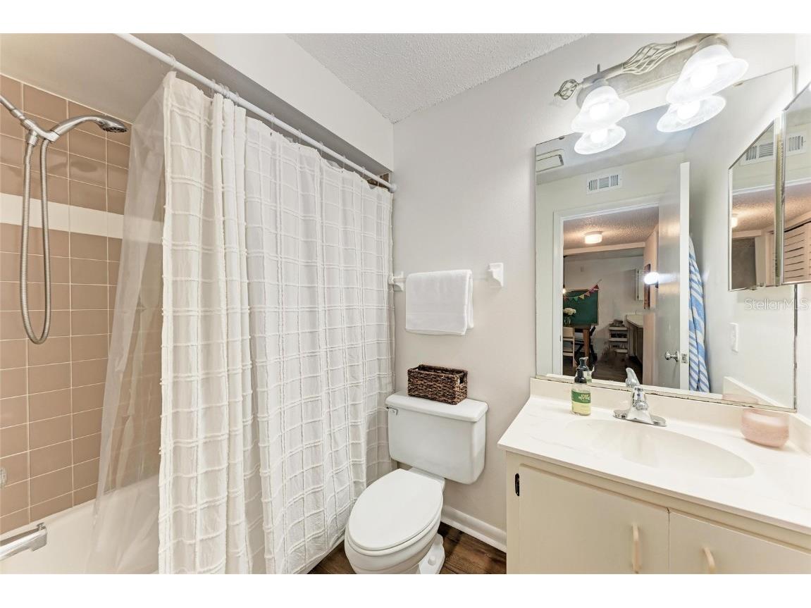 6033 34th Street W #122 Bradenton FL 34210 A4664624 image15