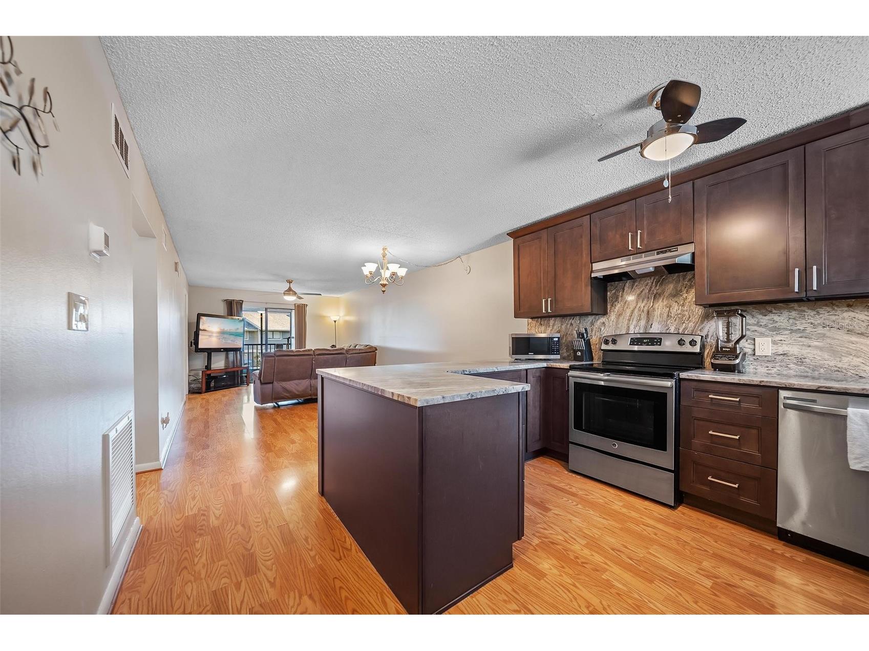 6033 34th Street W #132 Bradenton FL 34210 C7522954 image13