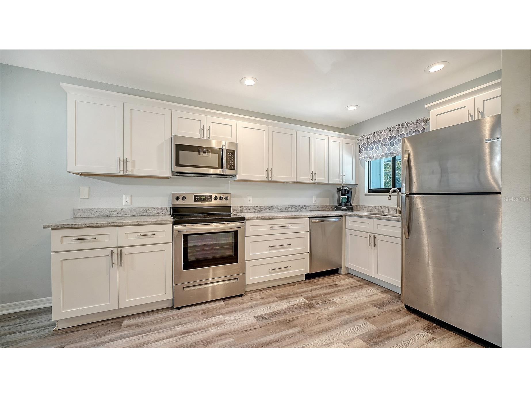6033 34th Street W #38 Bradenton FL 34210 A4683687 image4