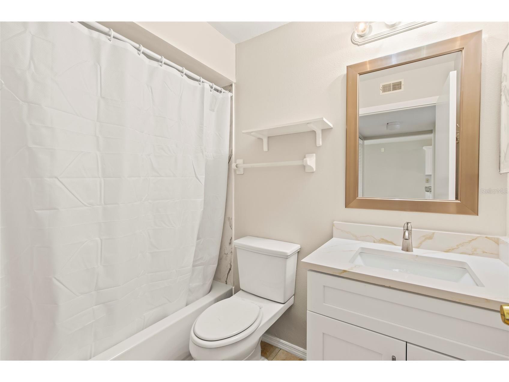 6033 34th Street W #83 Bradenton FL 34210 A4674700 image14