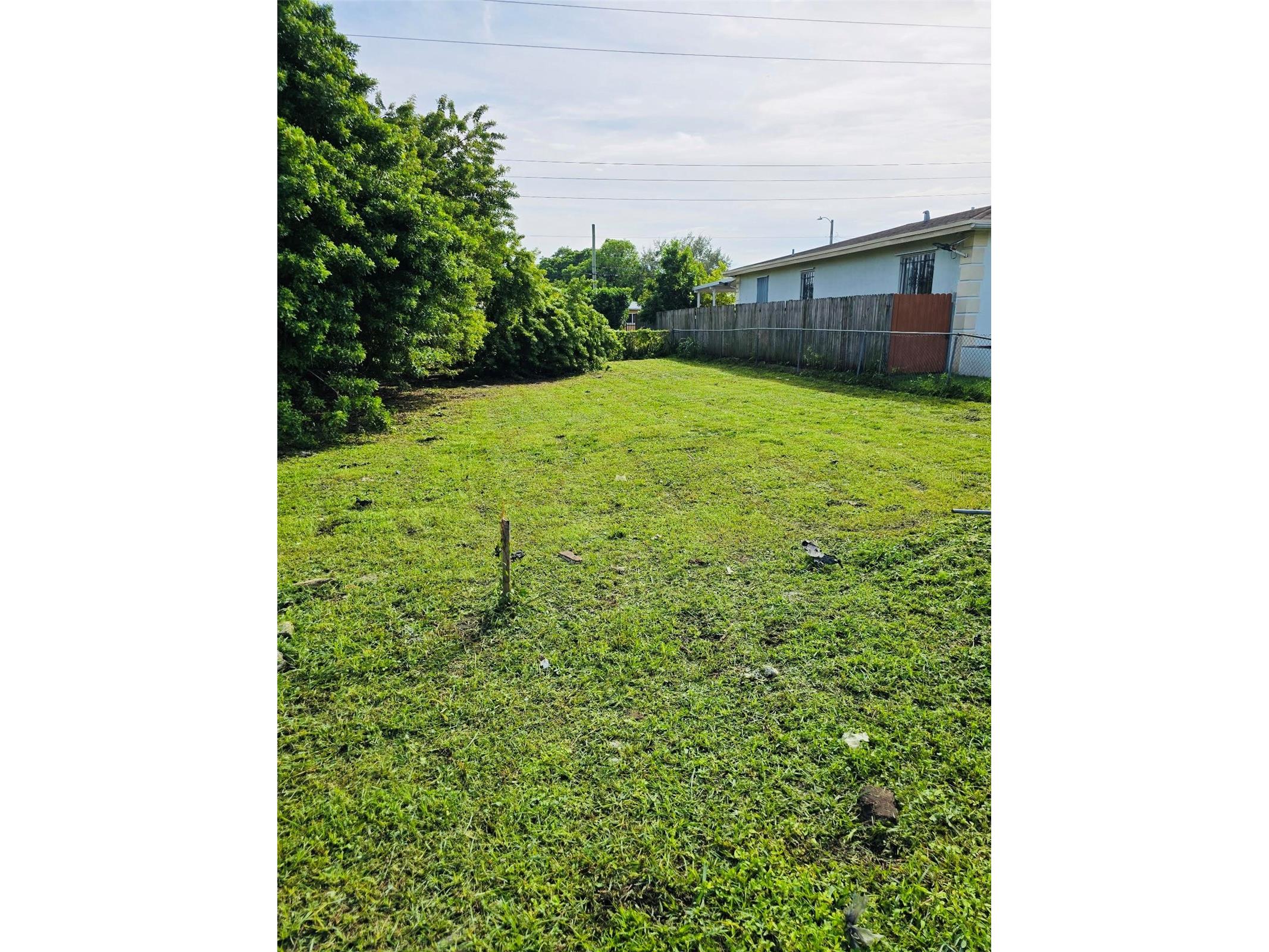 6033 NW 23rd Court Miami FL 33142 O6385416 image1