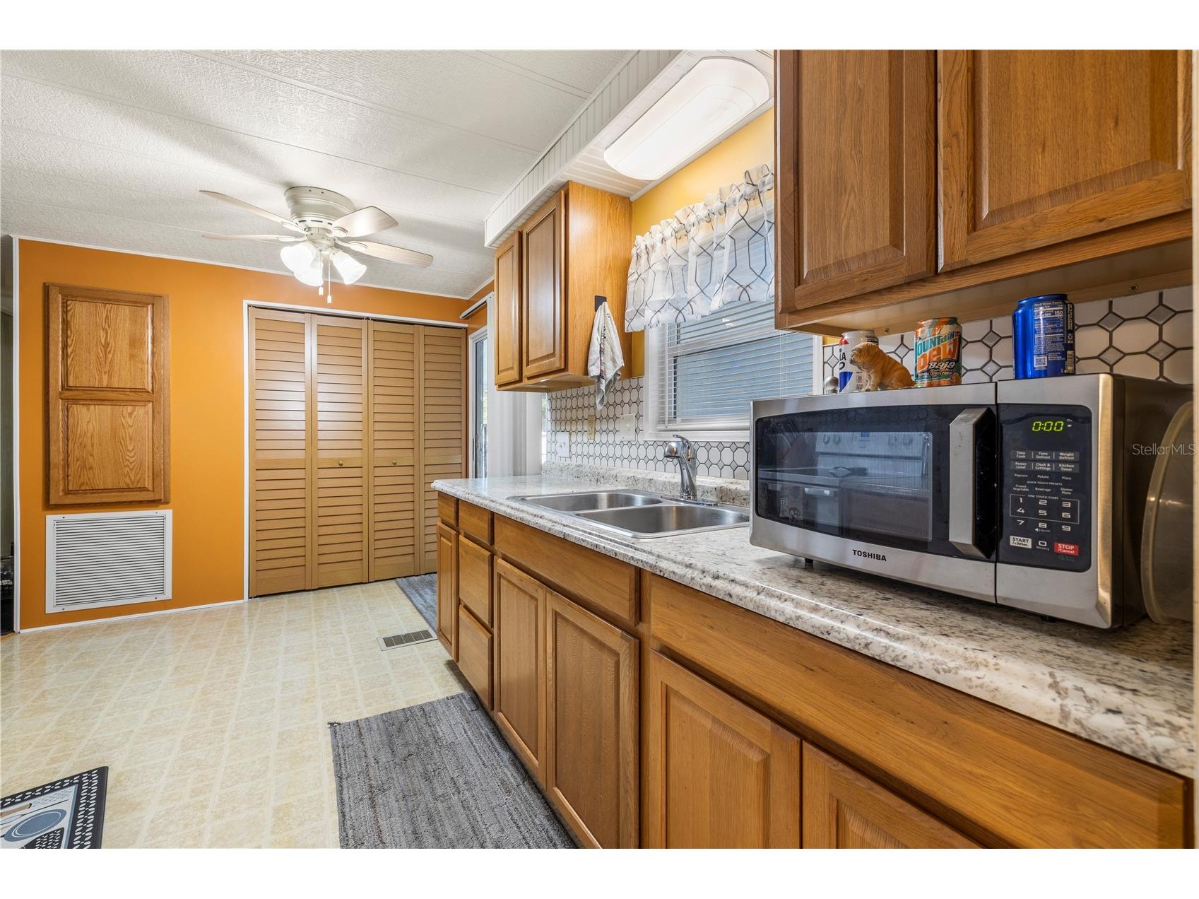 6034 Alpine Drive Zephyrhills FL 33542 TB8496018 image12