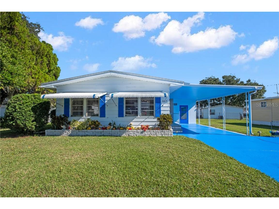 6034 Alpine Drive Zephyrhills FL 33542 W7860032 image1