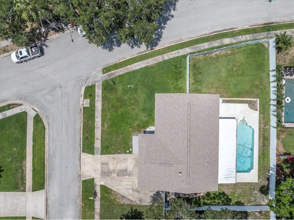 6035 19th Street NE Saint Petersburg FL 33703 TB8443814 image17