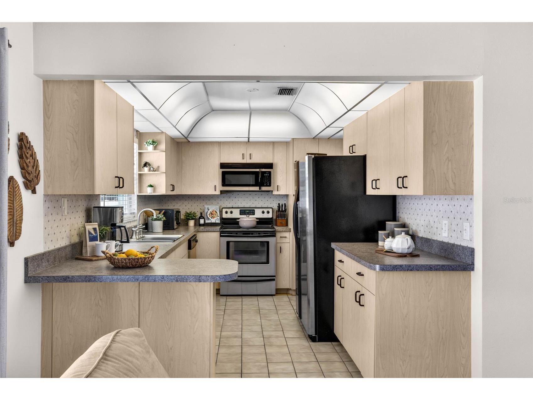 6035 19th Street NE Saint Petersburg FL 33703 TB8521077 image11