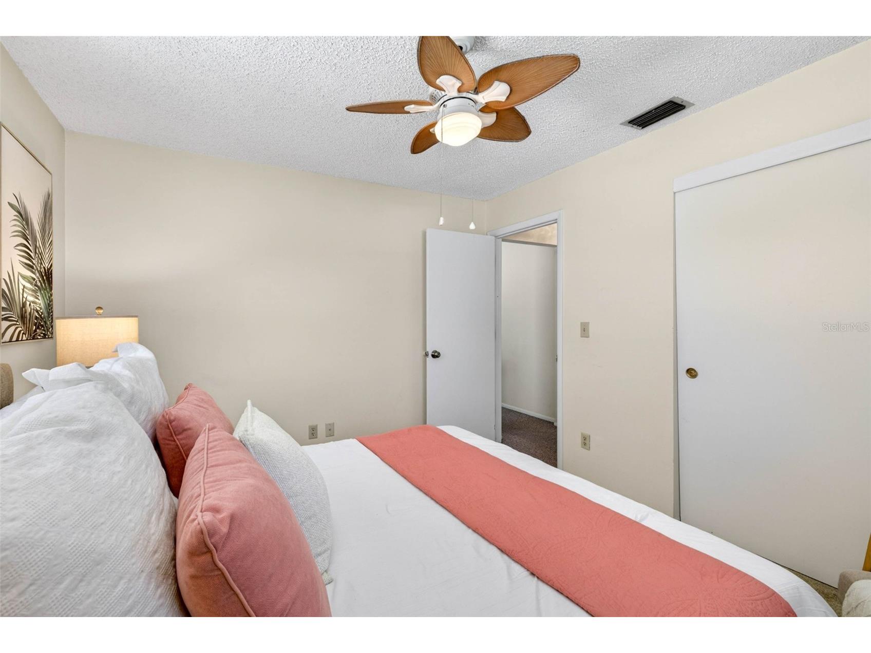 6035 19th Street NE Saint Petersburg FL 33703 TB8521077 image22