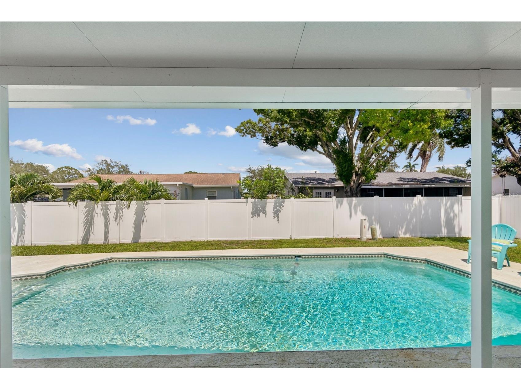 6035 19th Street NE Saint Petersburg FL 33703 TB8521077 image31