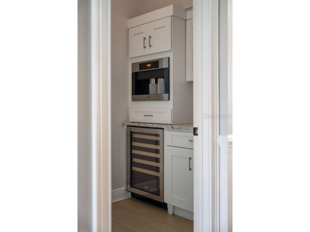 6036 Greatwater Dr Windermere FL 34786 - LAKE BURDEN O6332988 image13