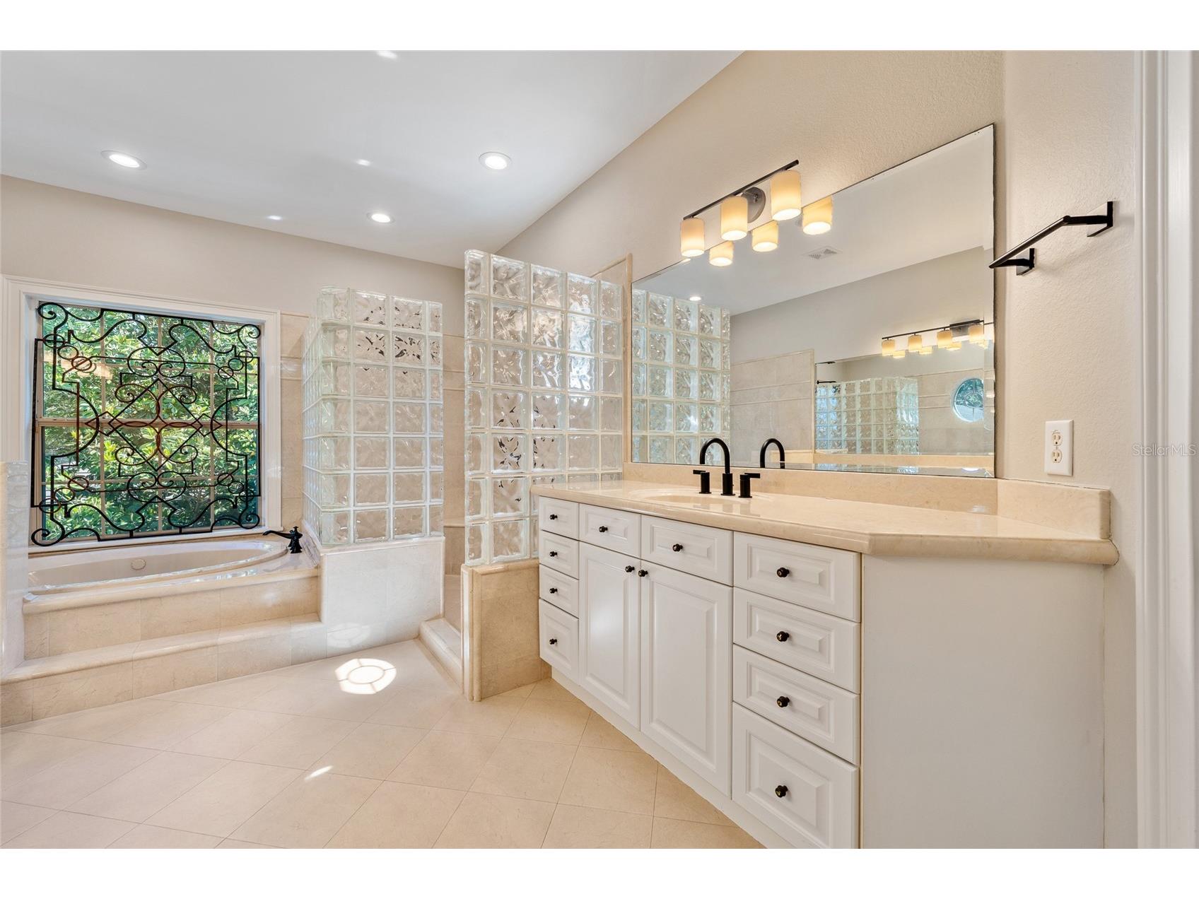 6036 Greatwater Dr Windermere FL 34786 - LAKE BURDEN O6400277 image25