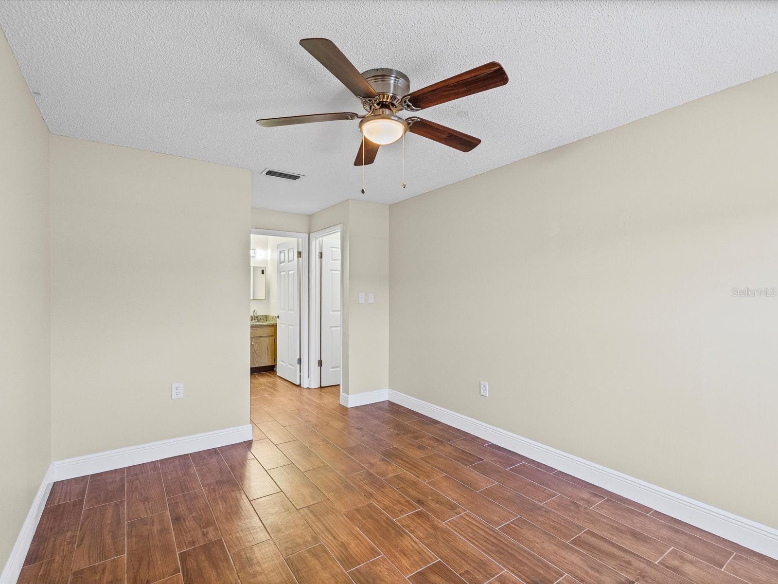 6037 Chesham Drive #7 New Port Richey FL 34653 W7881666 image23