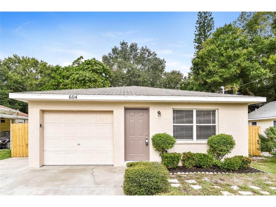 604 37th Street W Bradenton FL 34205 O6359628 image1