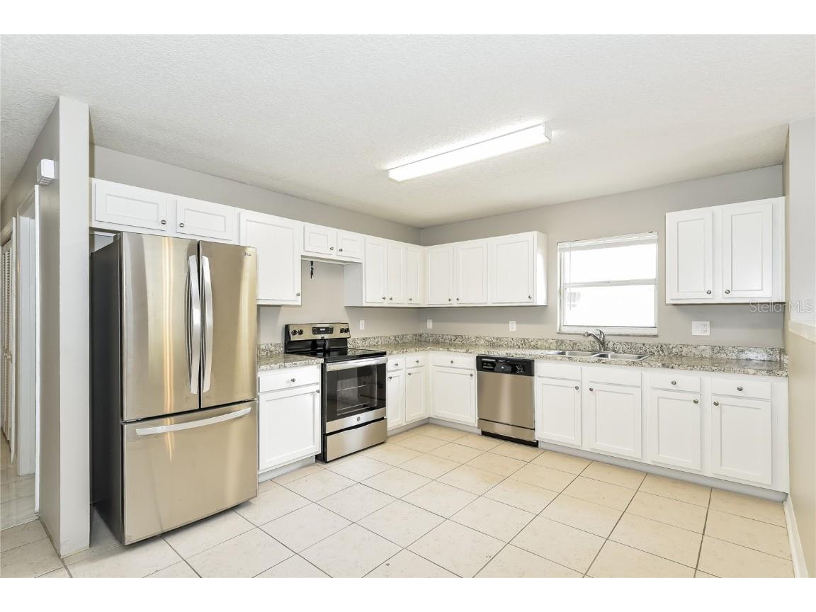 604 37th Street W Bradenton FL 34205 O6359628 image4