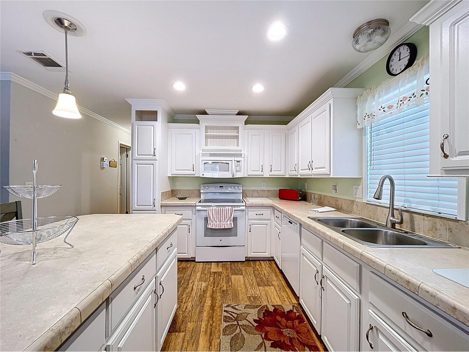 604 49th E Avenue E Bradenton FL 34203 TB8462188 image7