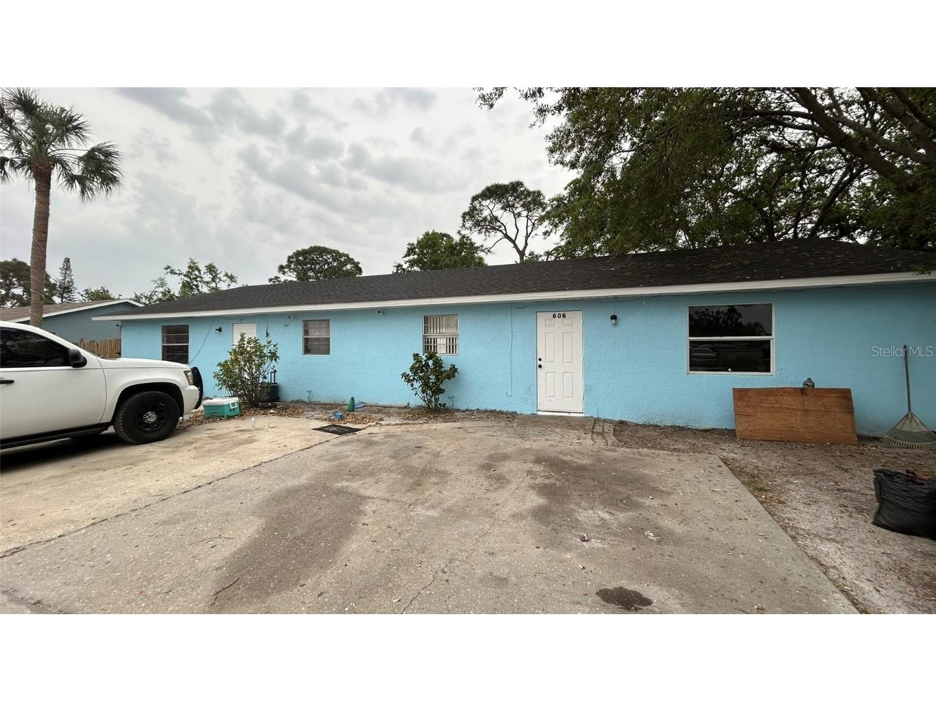 604 60th Avenue Drive W Bradenton FL 34207 A4645982 image1