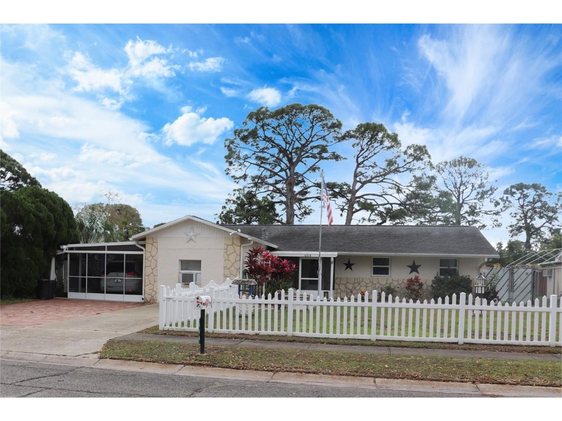 604 65th Avenue Drive W Bradenton FL 34207 OM672167 image1