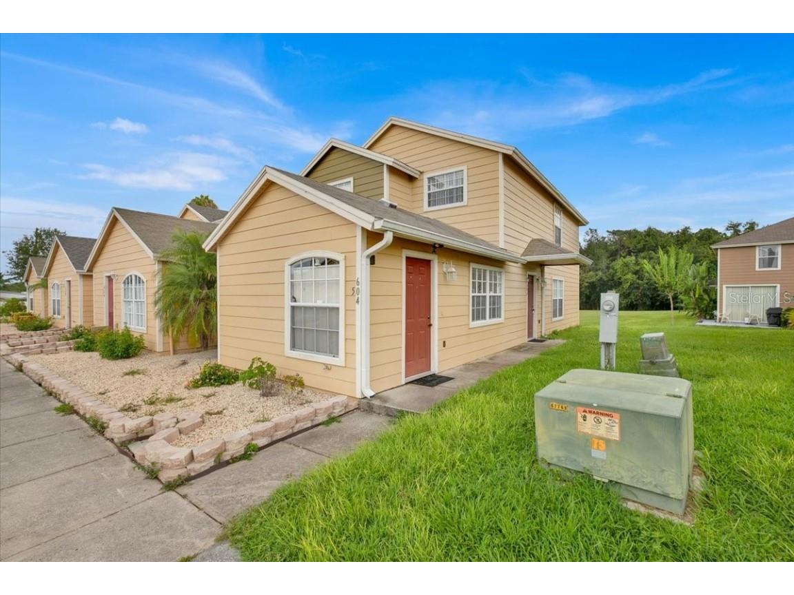 604 Australian Way #MAIN UNIT Davenport FL 33897 O6117139 image1