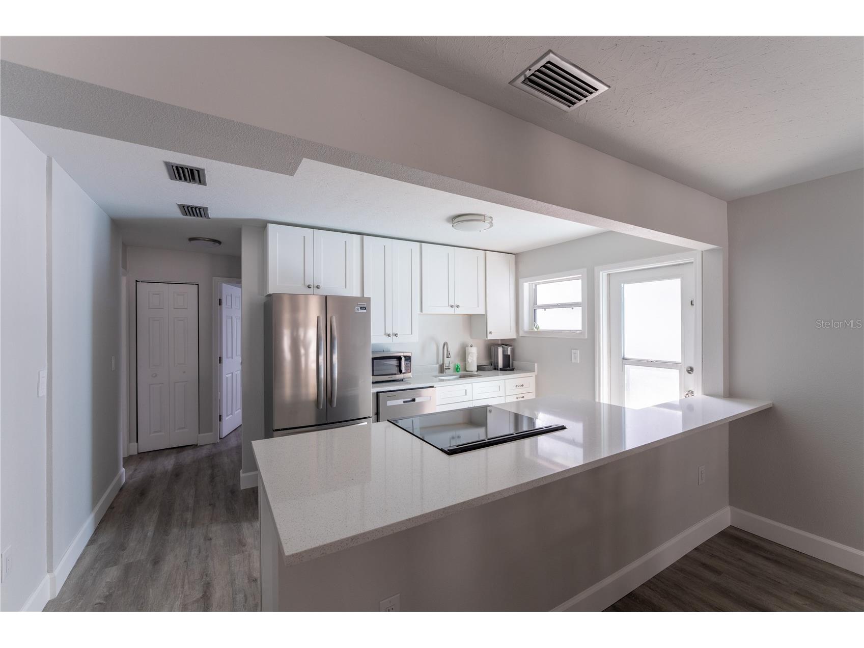 604 Avenida De Mayo Sarasota FL 34242 A4671973 image13