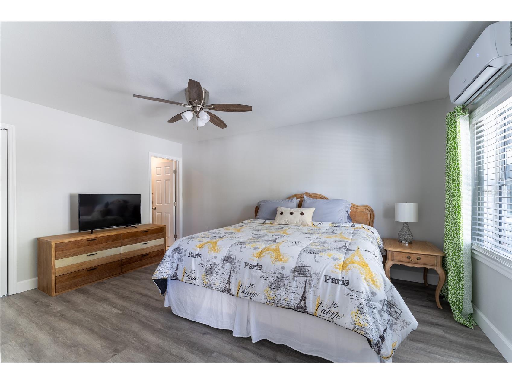 604 Avenida De Mayo Sarasota FL 34242 A4671973 image21