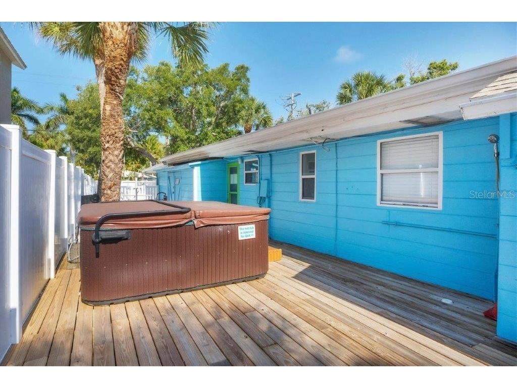 604 Avenida De Mayo Sarasota FL 34242 A4671973 image32