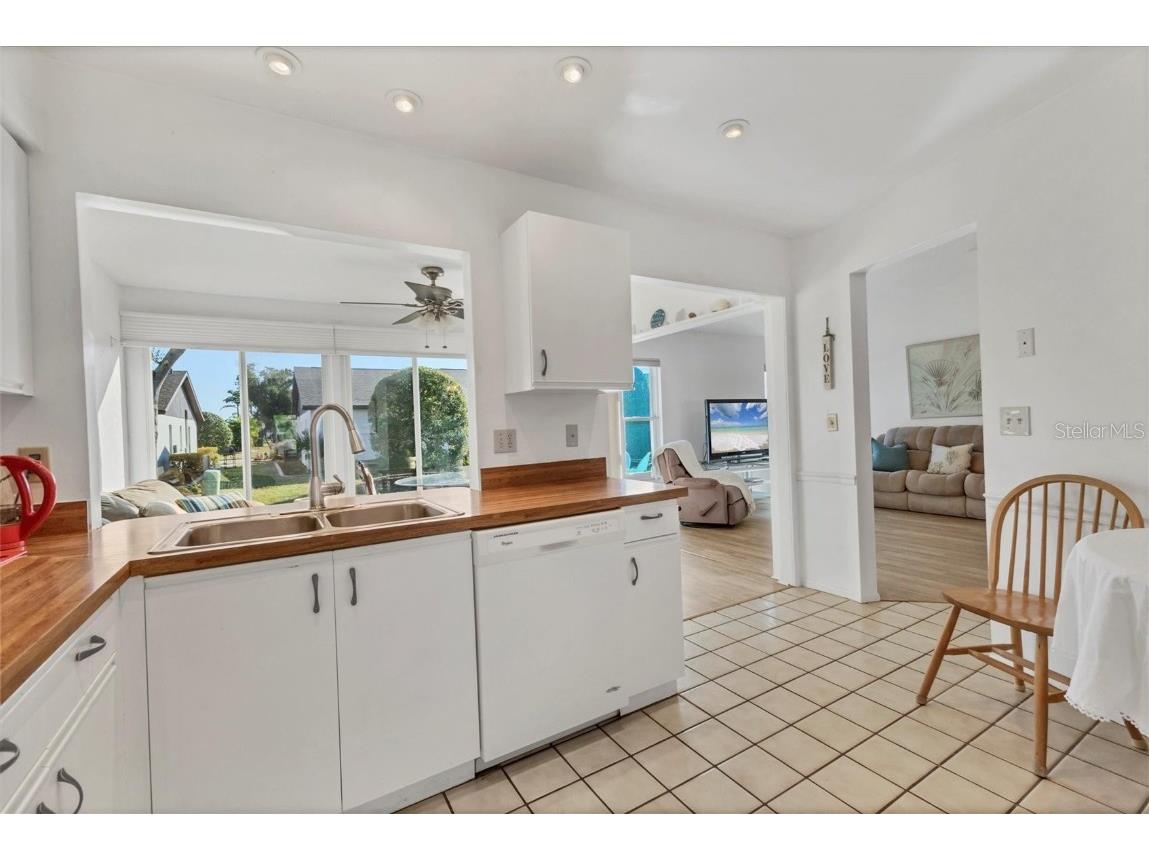 604 Chestnut Lane Englewood FL 34223 D6144776 image15