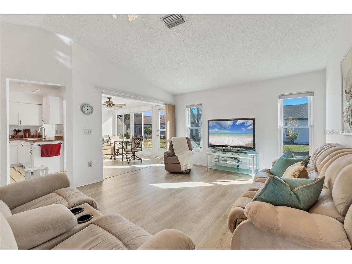 604 Chestnut Lane Englewood FL 34223 D6144776 image2