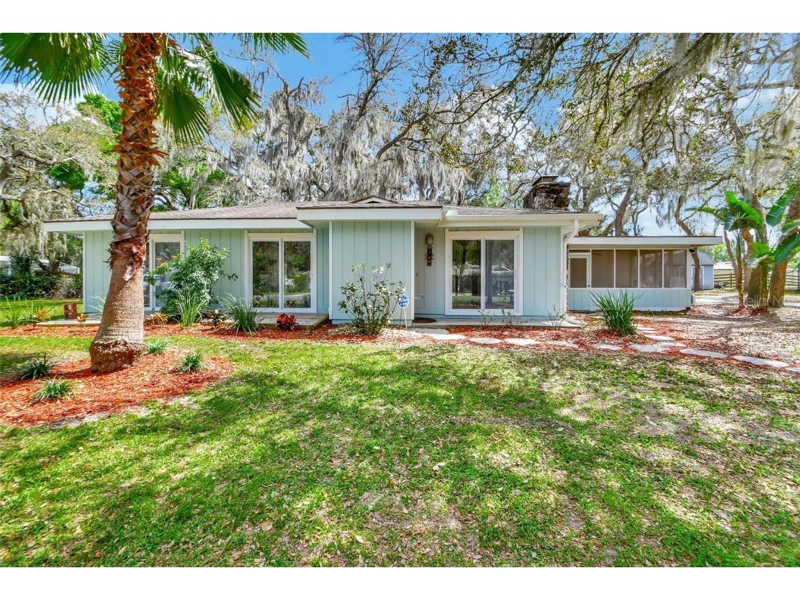604 Lake Drive Deland FL 32724 V4935046 image1