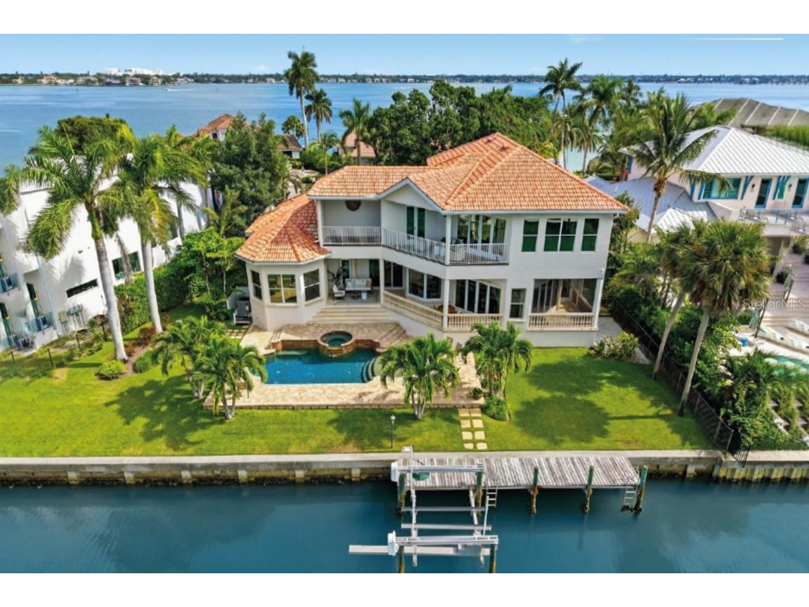 604 Mourning Dove Drive Sarasota FL 34236 - TARPON BEND A4670625 image1