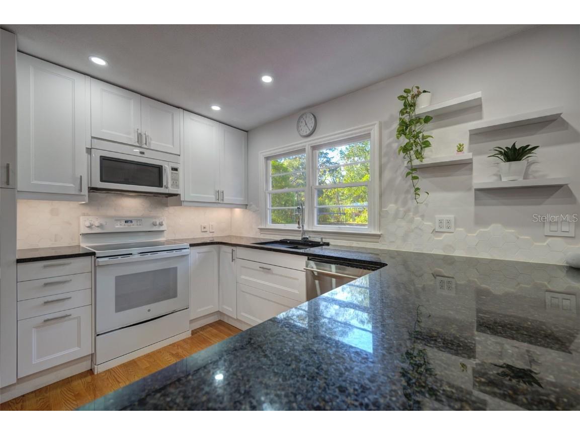 604 N Boston Avenue Deland FL 32724 V4946212 image10