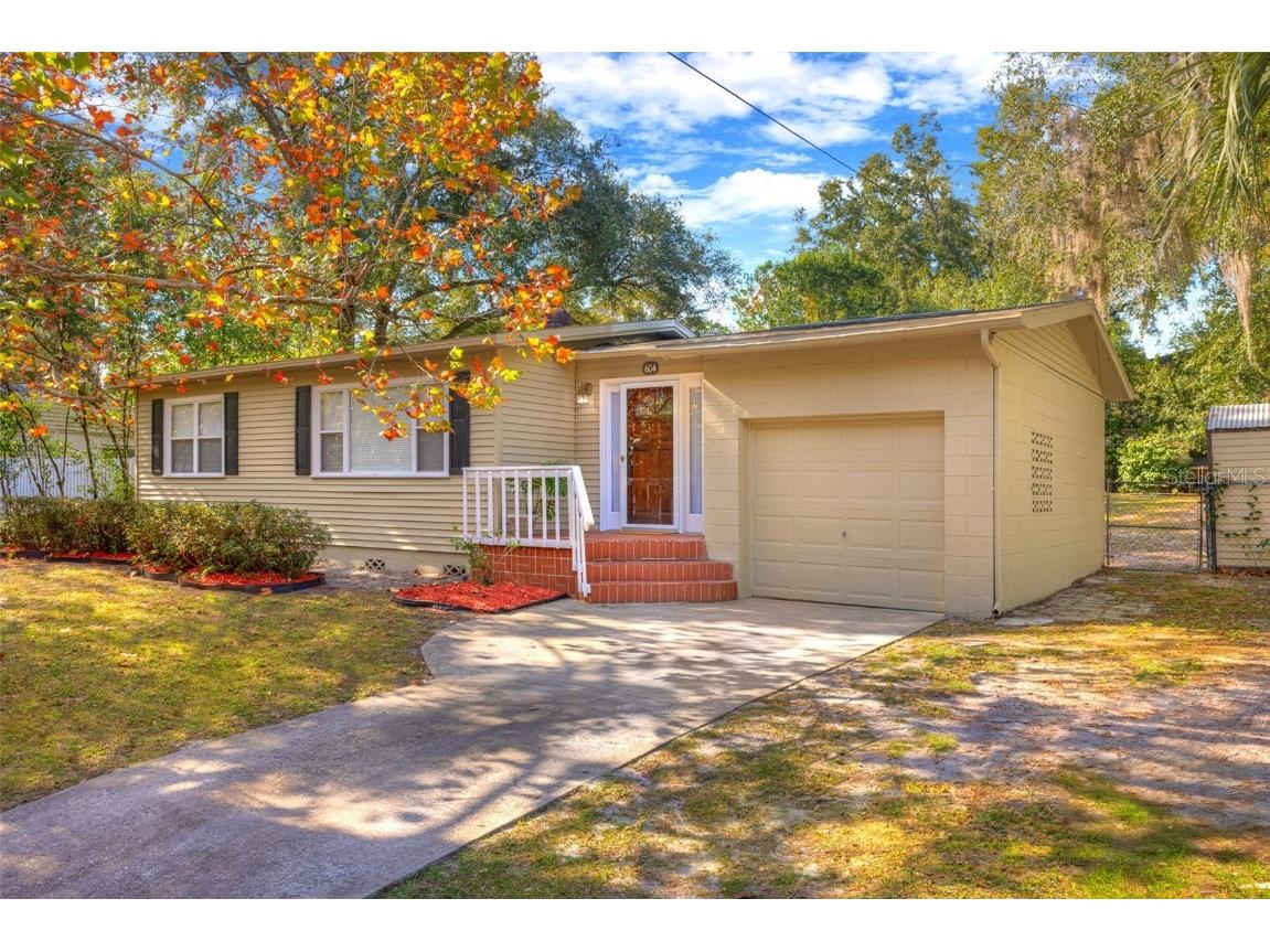 604 N Boston Avenue Deland FL 32724 V4946212 image2